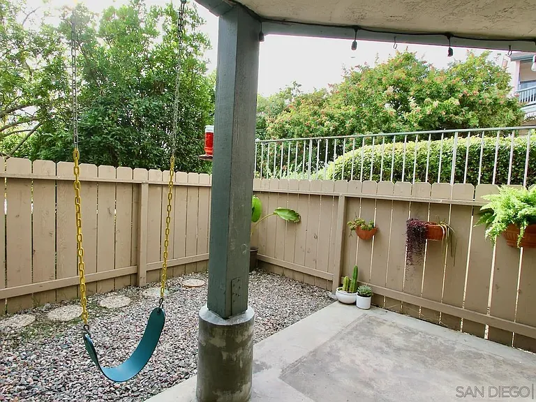 3021 Golden Oak Way — Photo 13