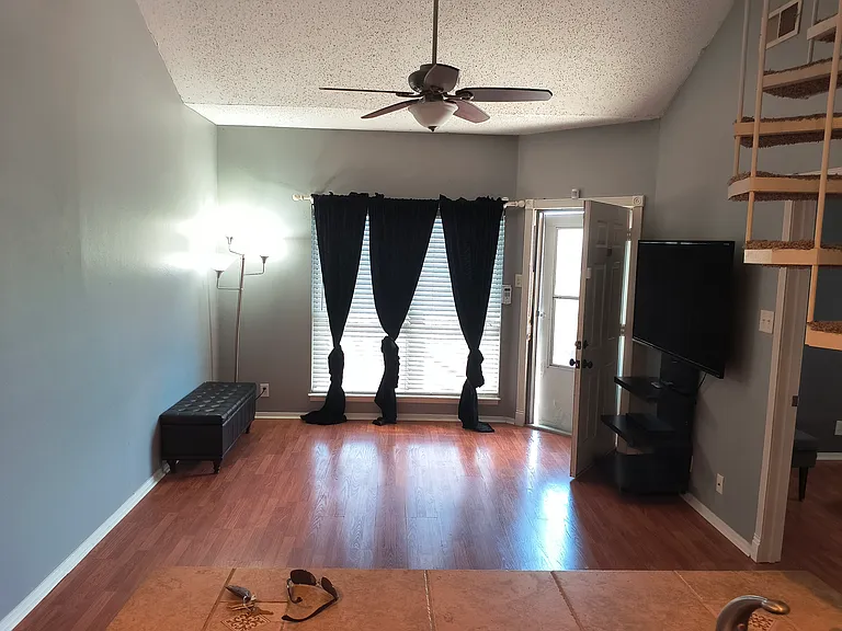 2116 Tanglewood Blvd #C202 — Photo 4