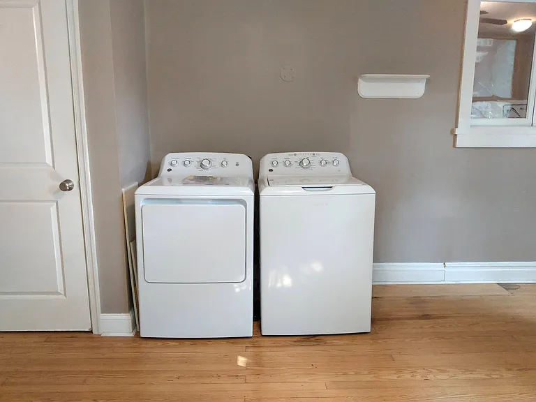 22 W Washington St #1 — Photo 7