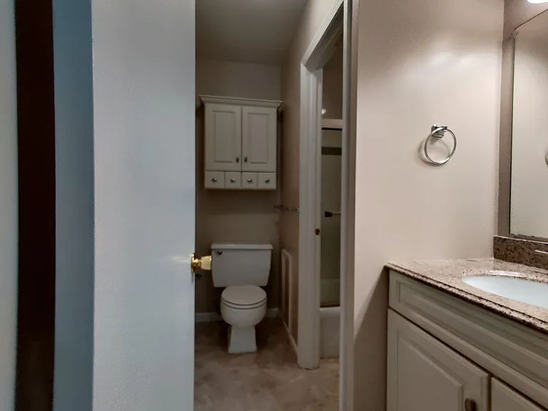 301 S Regency Dr — Photo 43