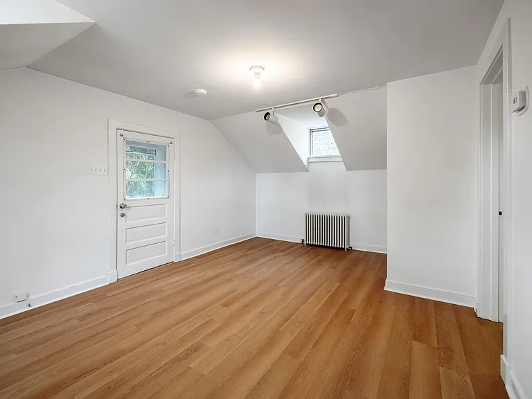 3503 Seminary Ave — Photo 8