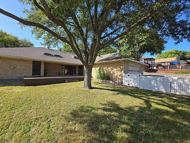 206 Alta Vista Dr — Photo 4