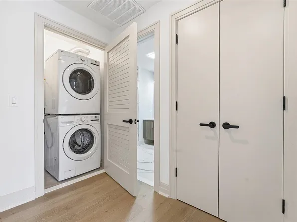 921 Madison Street image 17 of 20