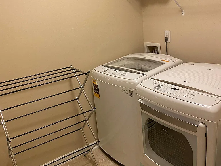 4190 Hammond Bridge Dr — Photo 16