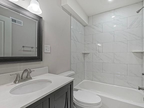 4th image of 1702 N Gratz St #1
