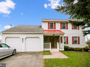 19605 Ridge Heights Dr, Gaithersburg, MD 20879