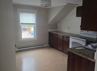 10 Abbott St #A, Derry, NH 03038