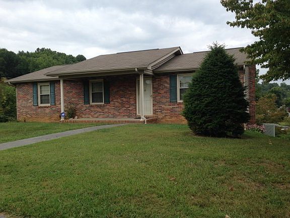 3rd image of 105 Hathaway Ct