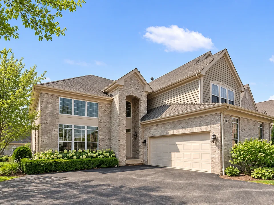 541 Bridgestone Ct