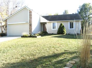 15305 W 91st Pl, Lenexa, KS 66219