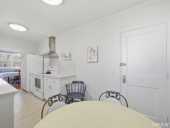 3rd image of 72 Haig Avenue