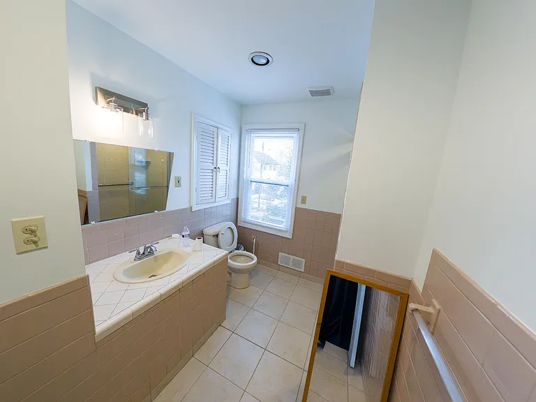 15 Sedgwick St — Photo 15