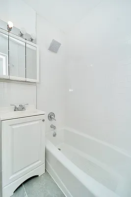 Rented by Living New York | media 10