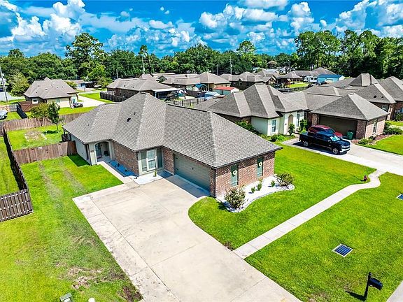 2nd image of 151 Crescent Estates Dr