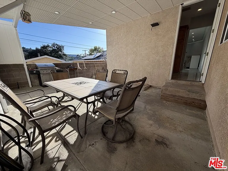 10006 Samoa Ave — Photo 27