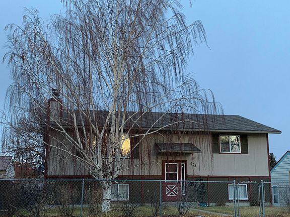 2nd image of 122 5th Ave SE