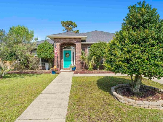 1921 Elodie Ln, Gulf Breeze, FL 32563