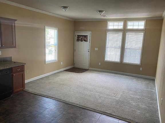 3rd image of 203 Palmwood Dr APT B