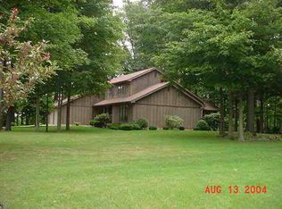 700 N Walnut Dr, Albion, IN 46701
