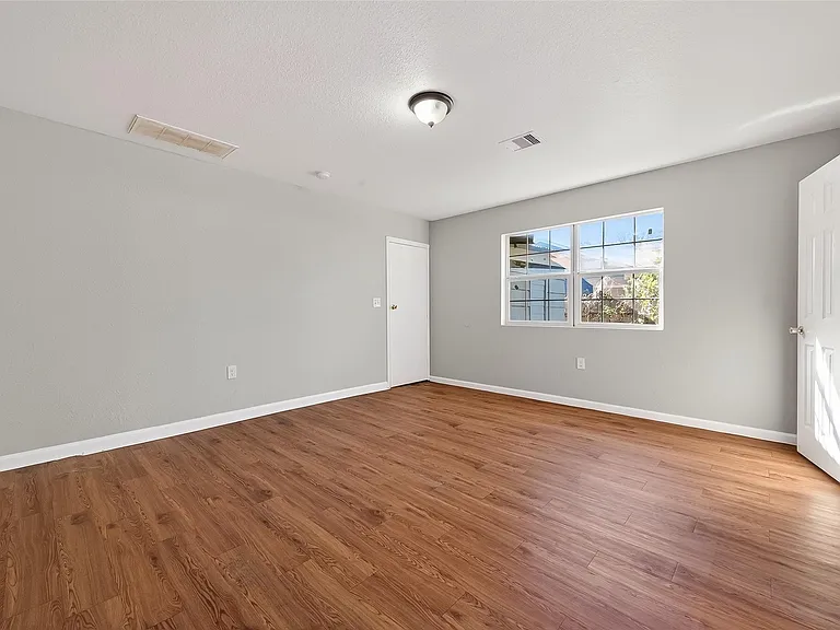 6127 Beldart St — Photo 2
