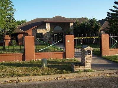 1st image of 678 Saint James Dr