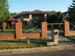 678 Saint James Dr, Brownsville, TX 78521