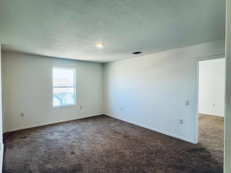 10135 Ana Hts — Photo 6