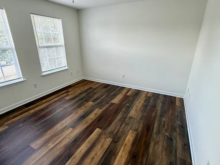 2356 Grovers Mill Ct SE — Photo 4