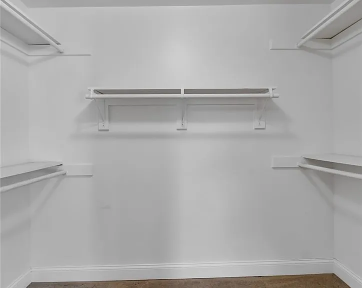 5849 Broadway St #8 — Photo 23