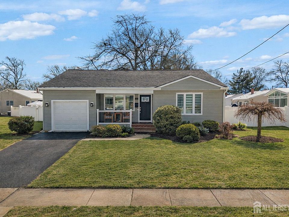 1st image of 88 Wooding Ave