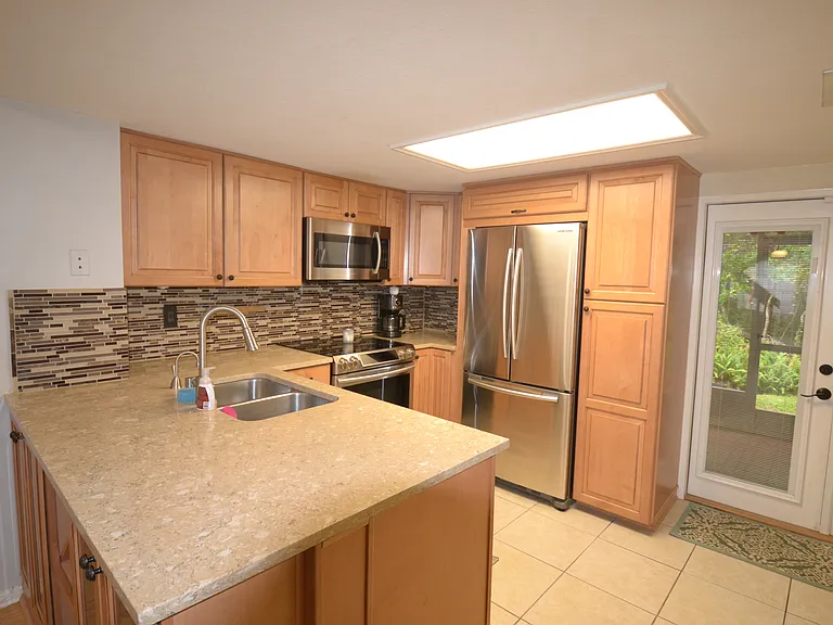 3379 Fox Hunt Dr — Photo 14