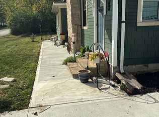 50 W Cherokee Dr, Powell, OH