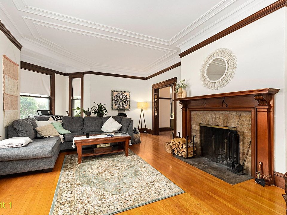 668 Middle St Portsmouth NH Zillow