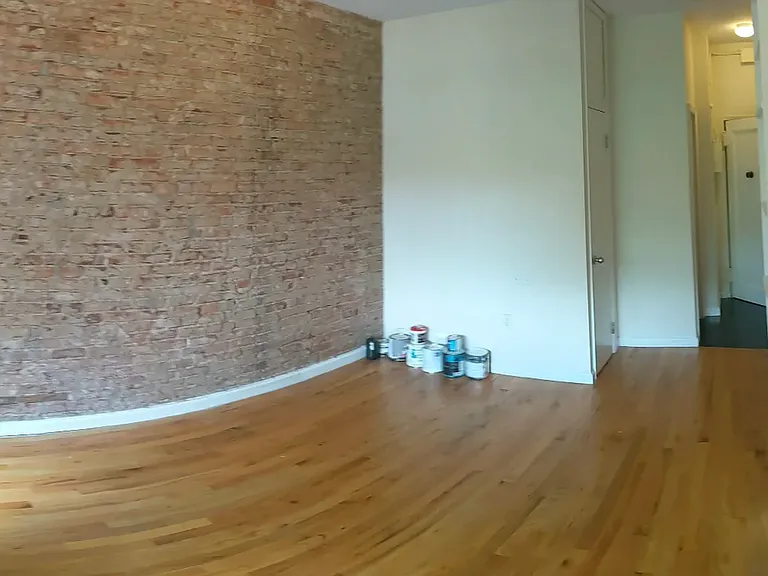 40 Grove St #3C — Photo 4