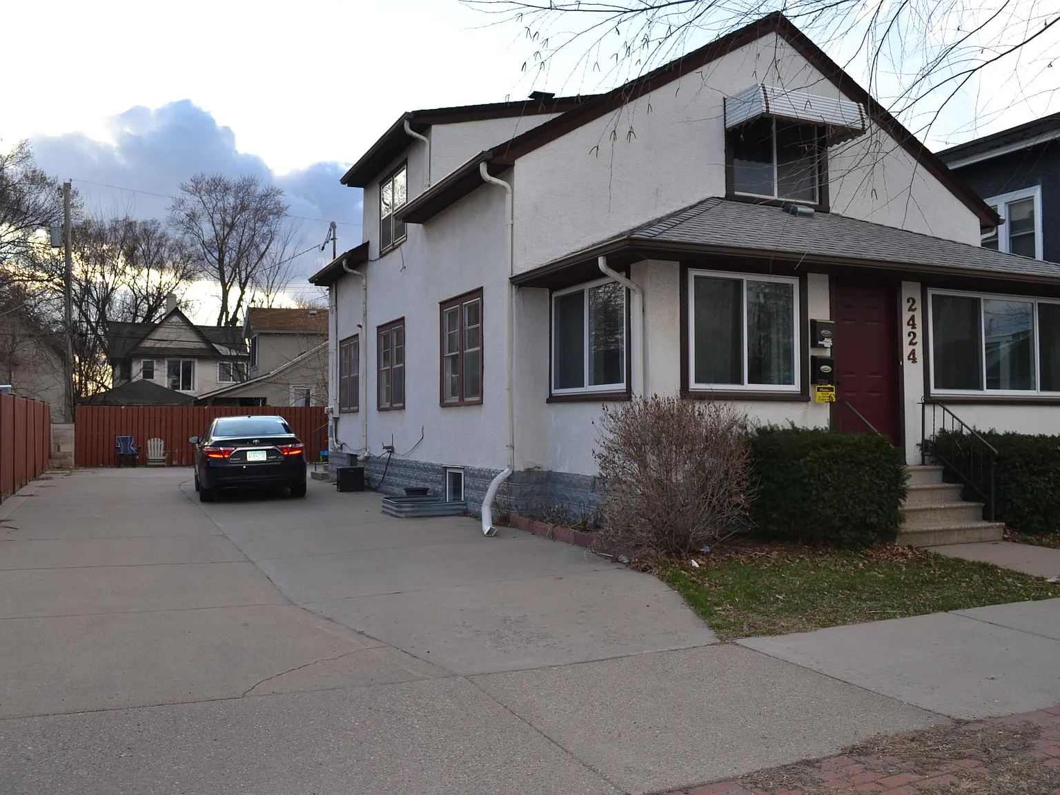 3 bed, 1639 sqft, $2,200 — Photo 2