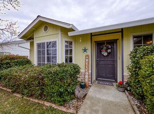 1922 Airstrip Rd, Redding, CA 96003