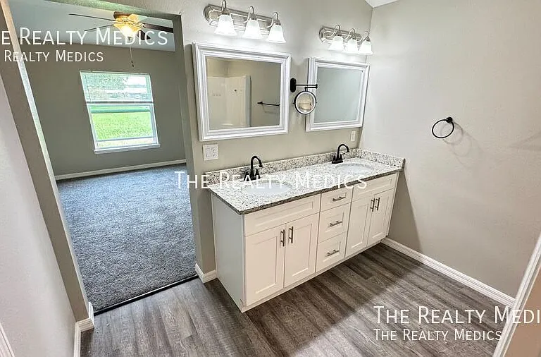 8219 Cozumel Ln — Photo 25