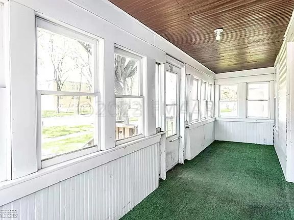 Front 3-Season Porch