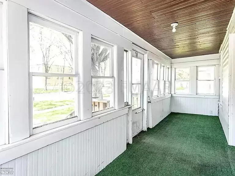 Front 3-Season Porch