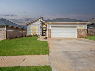 609 NW 182nd St, Edmond, OK 73012