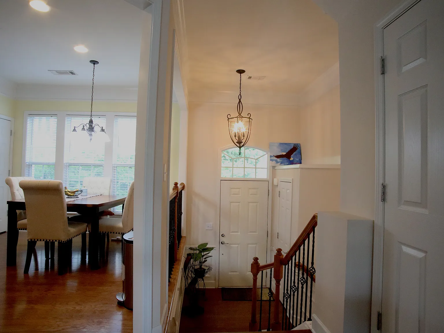 3 bed, 1869 sqft, $2,950 — Photo 4