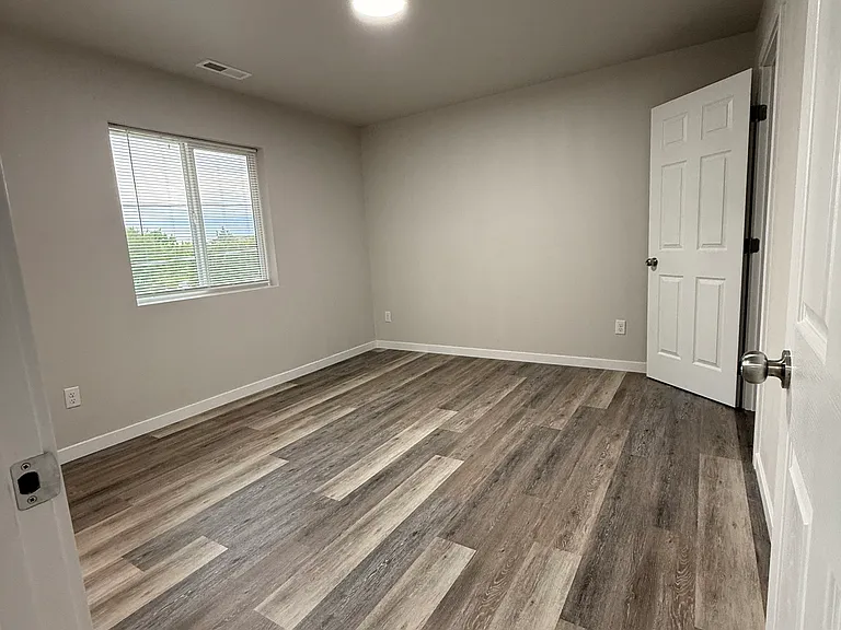 317 N 41st Ave #2 — Photo 7