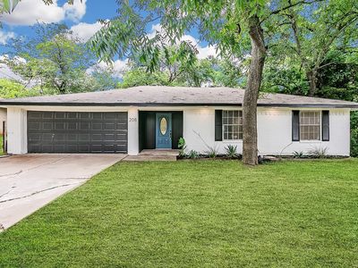 208 Evelyn St, Desoto, TX, 75115