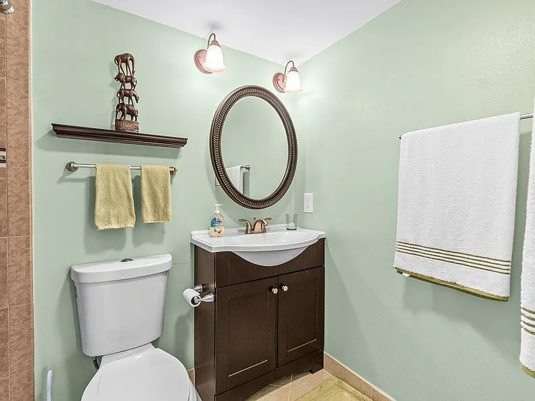 68 Suffolk Dr #68-B — Photo 14