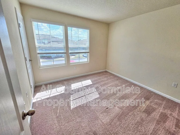 3972 Village View Ln — Photo 22