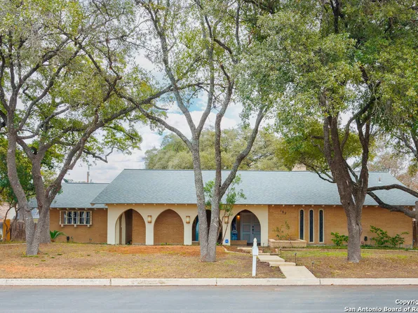 102 COTILLION DR, Castle Hills, TX 78213