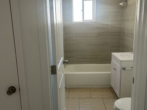 3rd image of 216 E 13th St
