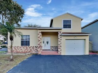 8215 NW 192nd Ter #2, Hialeah, FL 33015