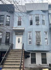 702 Chauncey St, Brooklyn, NY, 11207