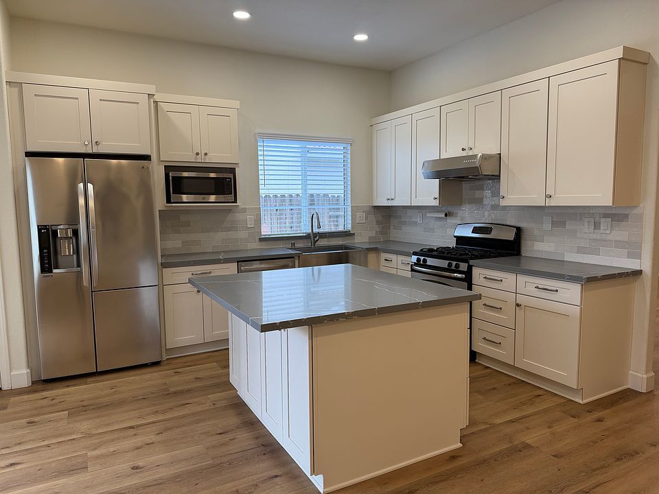 1st image of 3112 Sumatra St